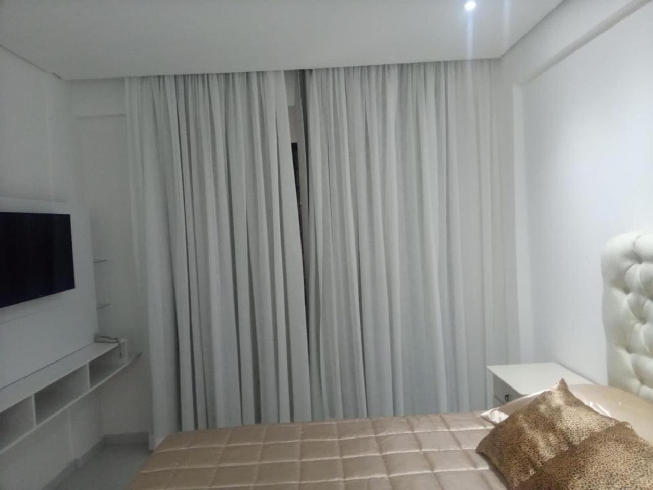 Hotel Leon Maria Hospedagens - Smart Flat E